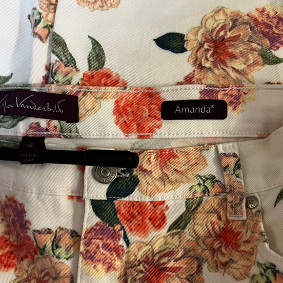 Gloria Vanderbilt “Amanda” Floral Print Cropped Jeans Sz 16 Waist 17” Inseam 21” - Picture 4 of 7